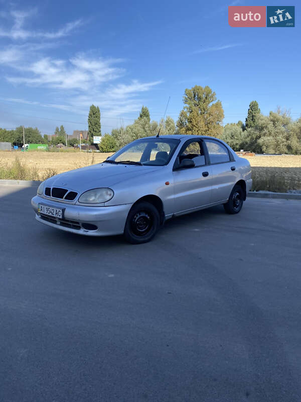 Седан Daewoo Lanos 2004 в 