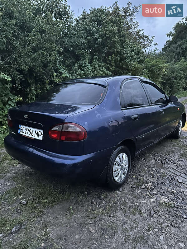 Седан Daewoo Lanos 2003 в Львове
