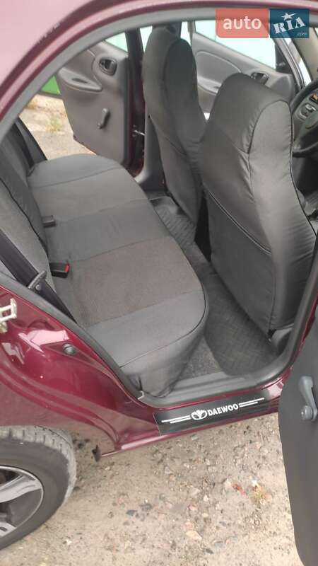 Седан Daewoo Lanos 2010 в Киеве