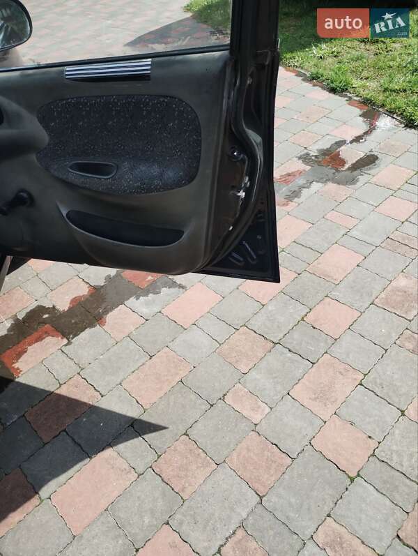 Седан Daewoo Lanos 2006 в Кременце