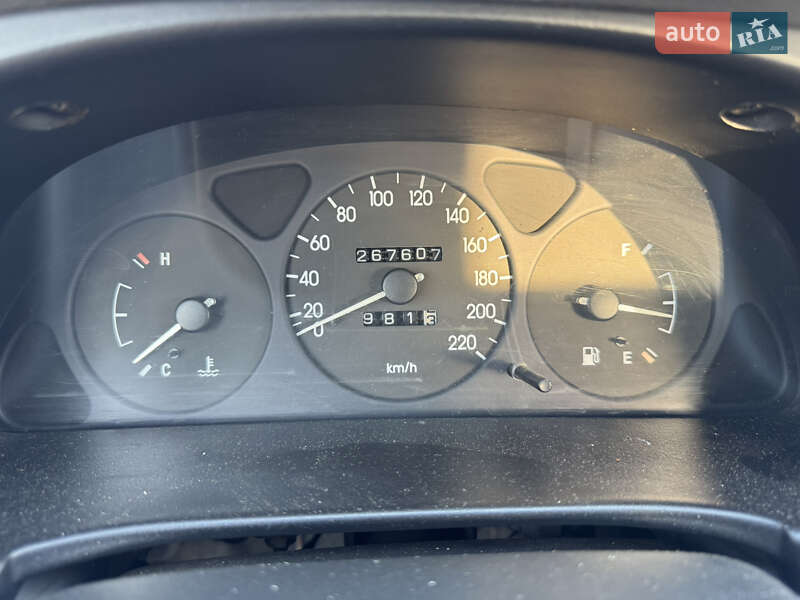 Седан Daewoo Lanos 2005 в Киеве фото 13 Седан Daewoo Lanos 2005 в Киеве