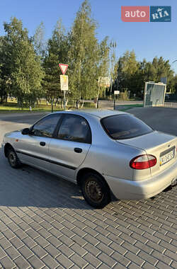 Седан Daewoo Lanos 2005 в Киеве