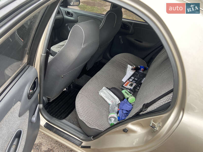 Седан Daewoo Lanos 2008 в Лубнах