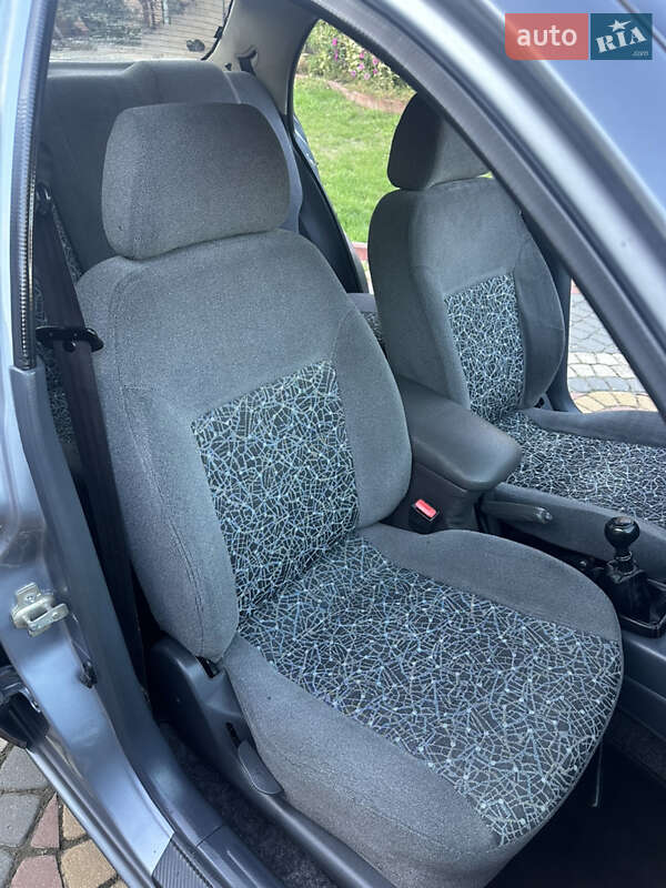 Седан Daewoo Lanos 2008 в Чернівцях