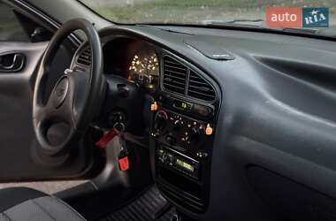 Седан Daewoo Lanos 2004 в 
