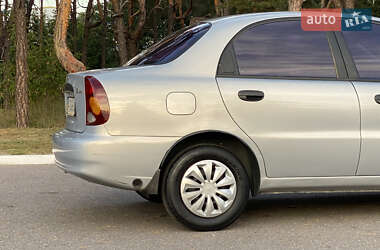 Седан Daewoo Lanos 2011 в 