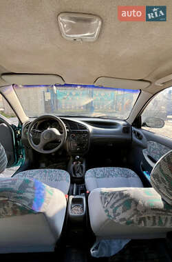 Седан Daewoo Lanos 1998 в 