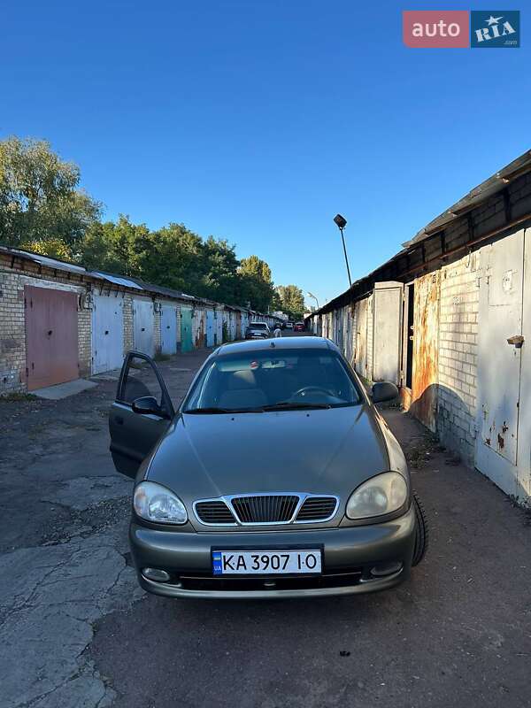 Седан Daewoo Lanos 2004 в Киеве фото 3 Седан Daewoo Lanos 2004 в Киеве