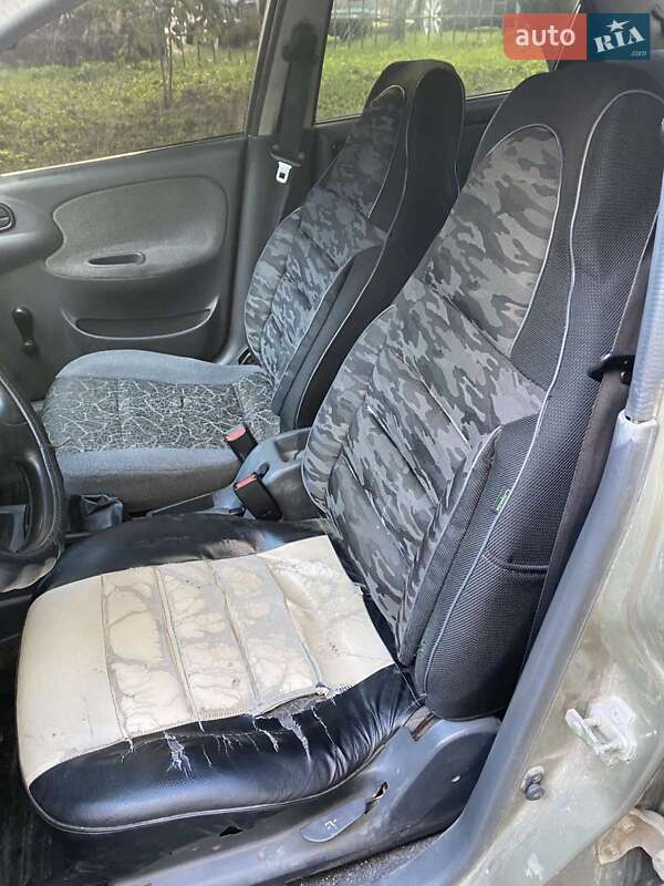 Седан Daewoo Lanos 2005 в Ровно