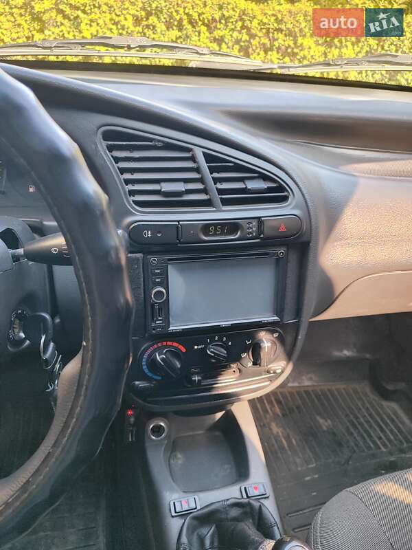 Седан Daewoo Lanos 2008 в Дніпрі