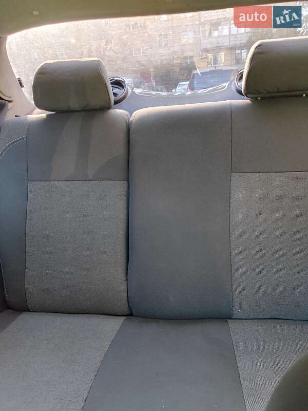 Седан Daewoo Lanos 2008 в Дніпрі