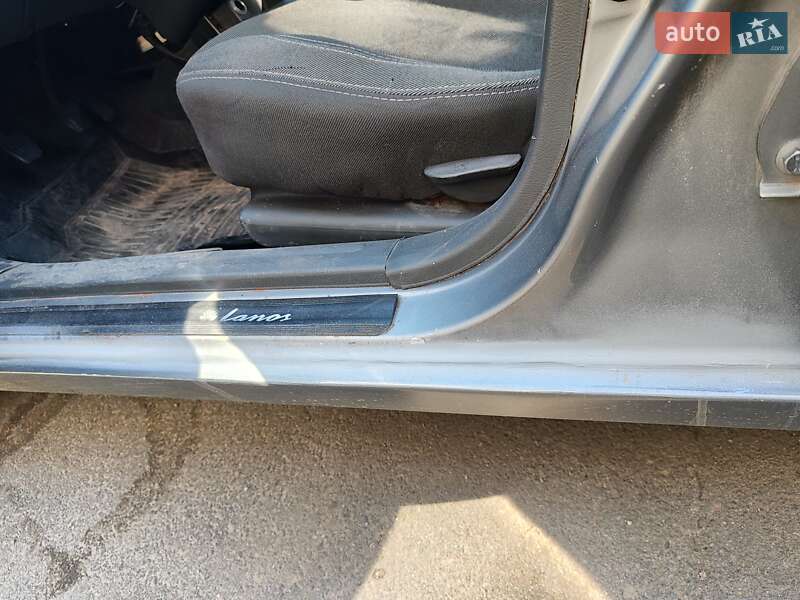 Седан Daewoo Lanos 2008 в Дніпрі