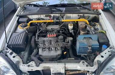 Седан Daewoo Lanos 2008 в Горішніх Плавнях