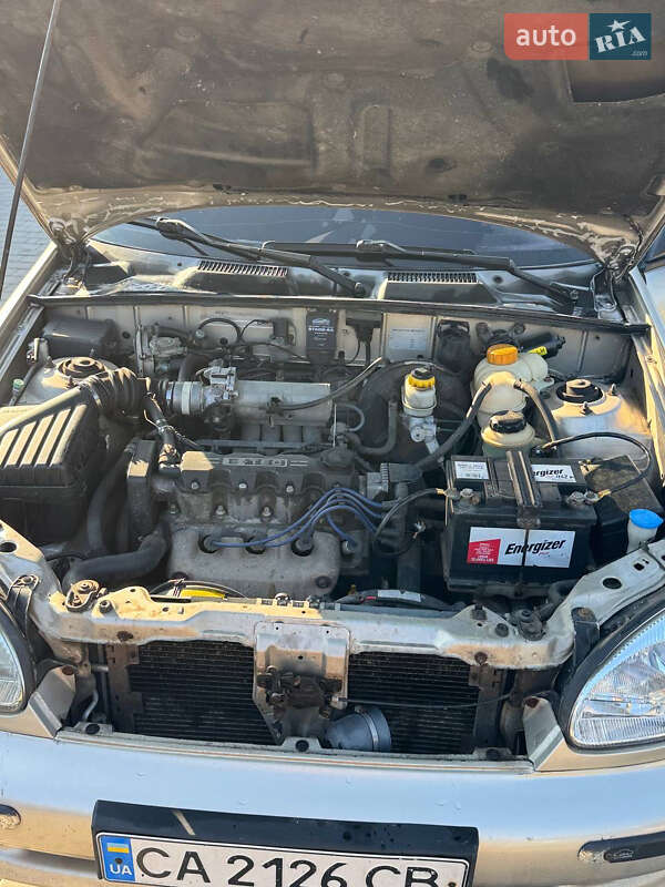 Седан Daewoo Lanos 2004 в Городище