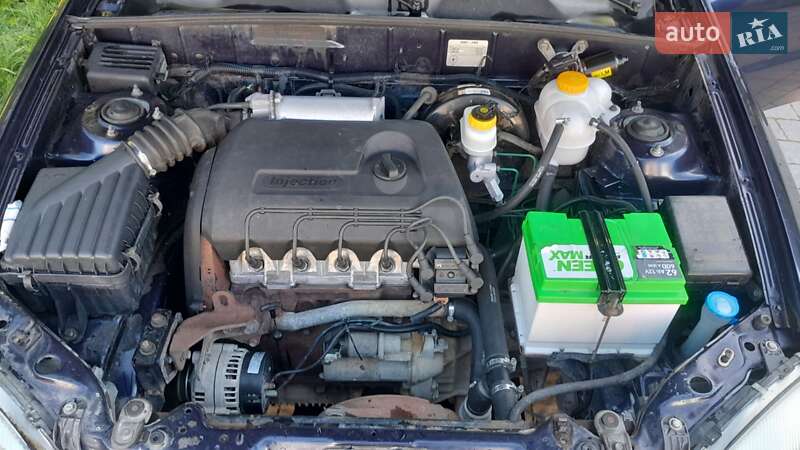 Седан Daewoo Lanos 2006 в Николаеве