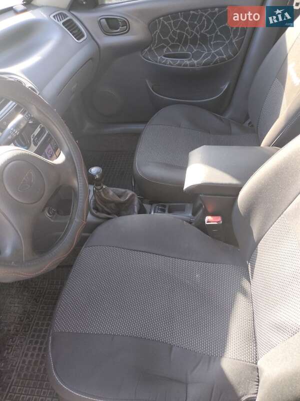 Daewoo Lanos 2003