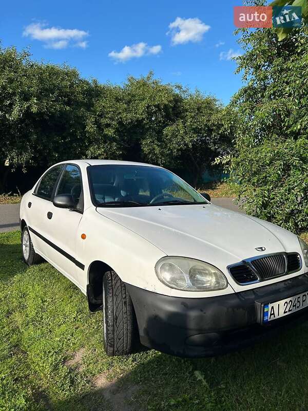 Седан Daewoo Lanos 1998 в 