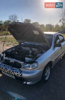 Седан Daewoo Lanos 1998 в 