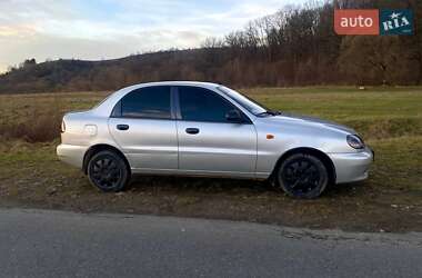 Седан Daewoo Lanos 2003 в Болехові