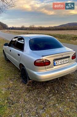 Седан Daewoo Lanos 2003 в Болехові
