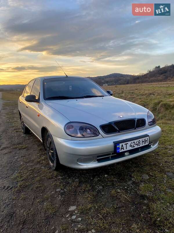 Седан Daewoo Lanos 2003 в Болехове