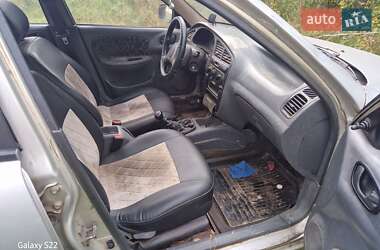 Седан Daewoo Lanos 2004 в 