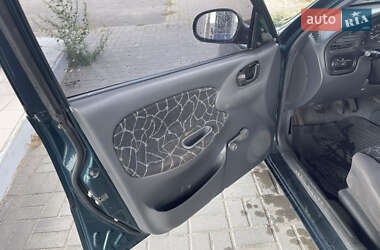 Седан Daewoo Lanos 2002 в 