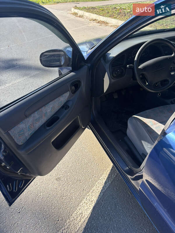 Седан Daewoo Lanos 2004 в Кам'янець-Подільському