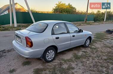 Седан Daewoo Lanos 2011 в 