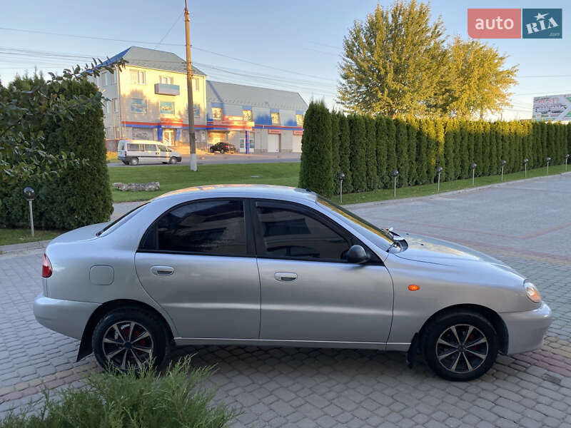 Седан Daewoo Lanos 2006 в Дунаевцах