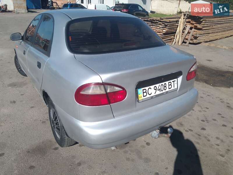 Седан Daewoo Lanos 2008 в Ровно