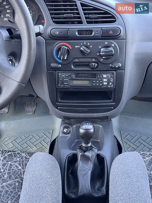 Седан Daewoo Lanos 2006 в Ивано-Франковске
