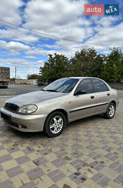Седан Daewoo Lanos 2003 в Миргороді
