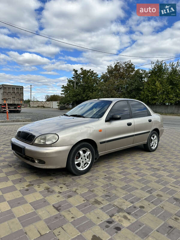 Седан Daewoo Lanos 2003 в 