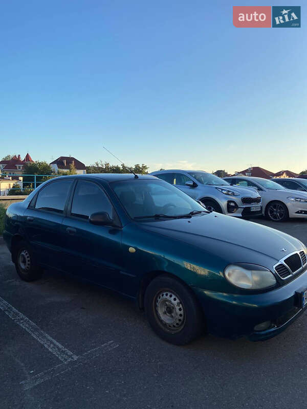 Седан Daewoo Lanos 2003 в Киеве