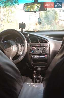 Седан Daewoo Lanos 2004 в 
