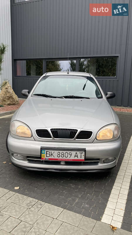 Седан Daewoo Lanos 2007 в Ровно