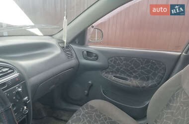 Седан Daewoo Lanos 2001 в 
