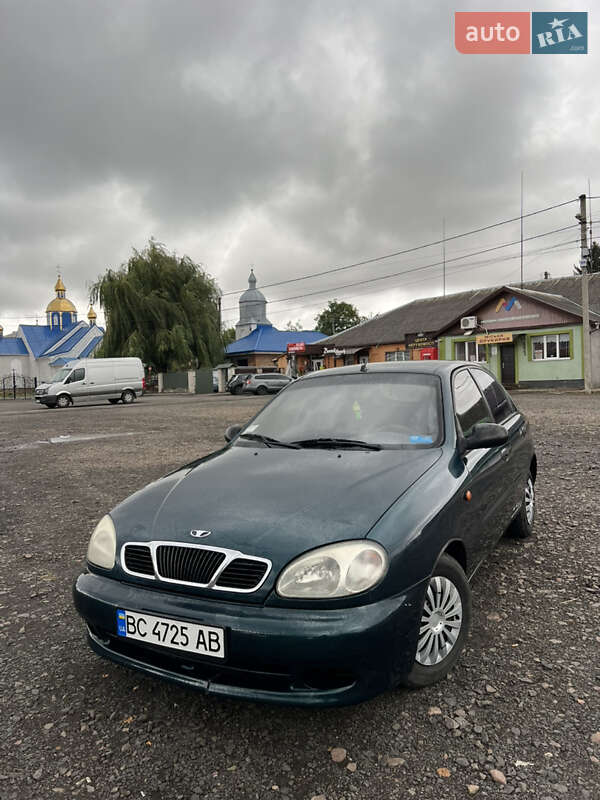 Хэтчбек Daewoo Lanos 2004 в Нововолынске