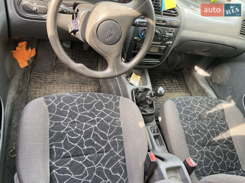 Седан Daewoo Lanos 2004 в Житомире