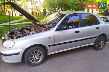 Седан Daewoo Lanos 2004 в Киеве