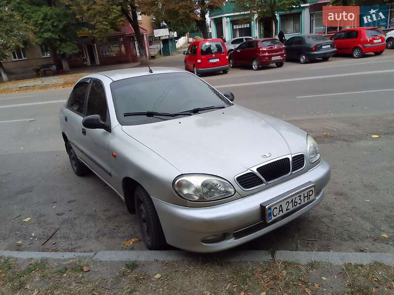 Седан Daewoo Lanos 2002 в Звенигородке