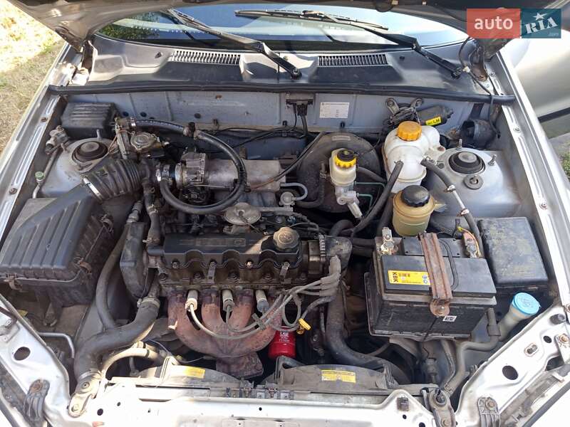 Седан Daewoo Lanos 2007 в П'ятихатках