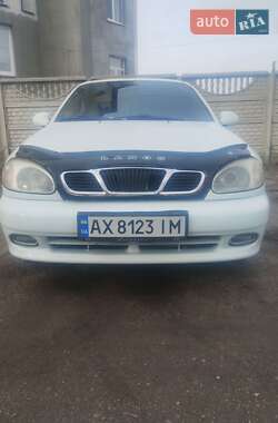 Седан Daewoo Lanos 2001 в Харькове