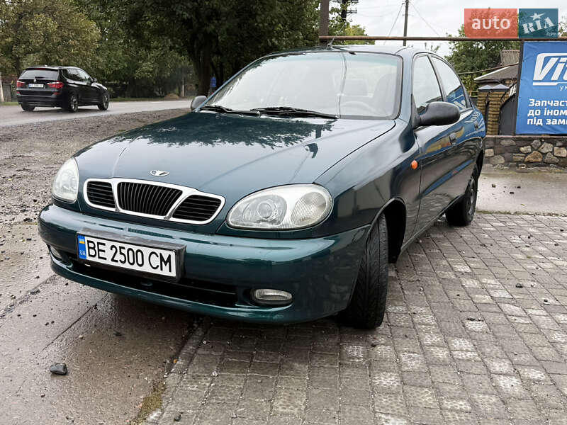 Седан Daewoo Lanos 2003 в Новом Буге