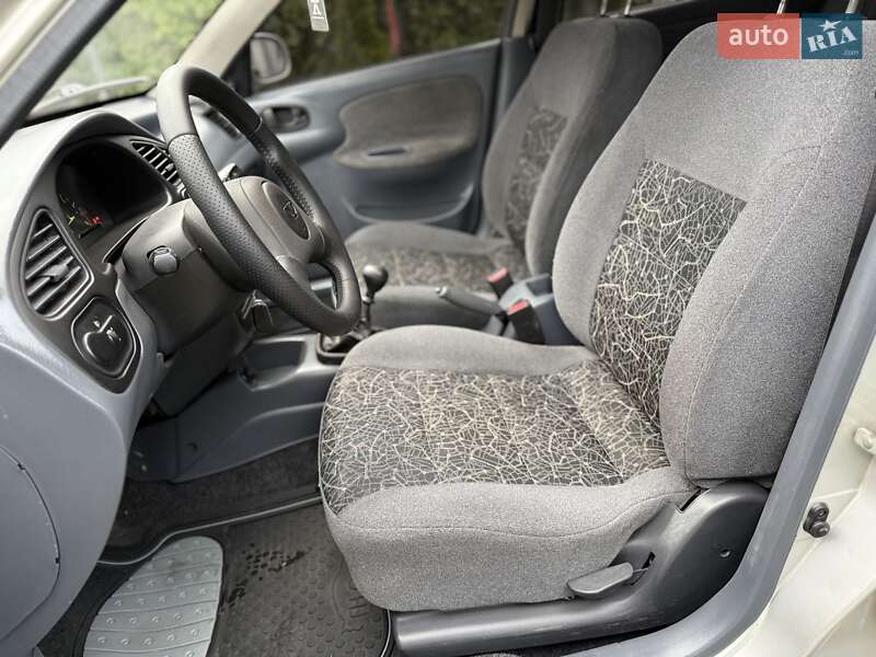 Хетчбек Daewoo Lanos 2007 в Дніпрі
