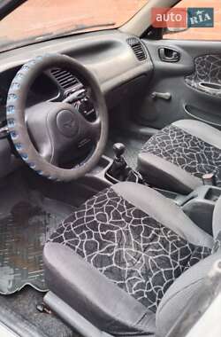 Седан Daewoo Lanos 2004 в 