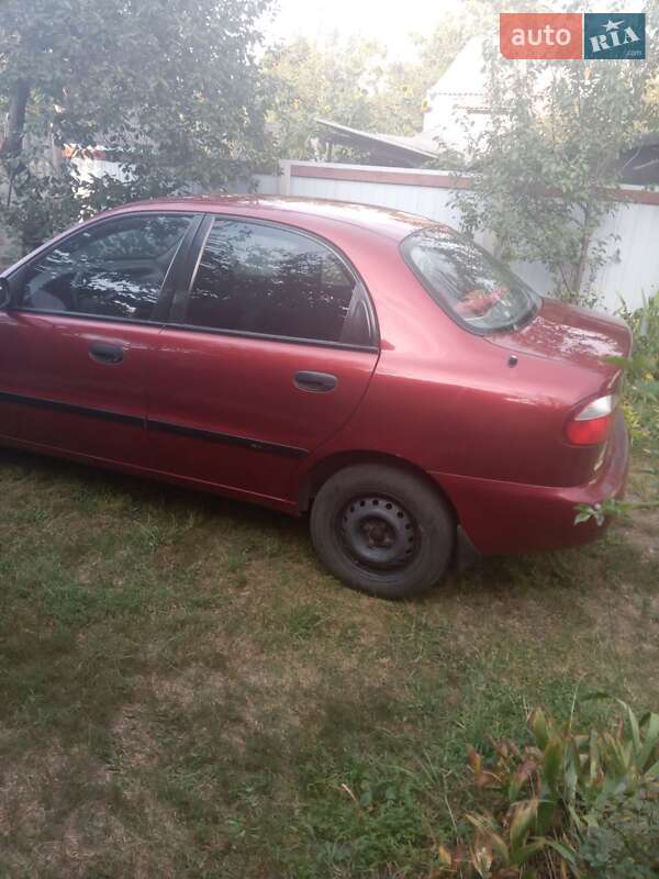 Седан Daewoo Lanos 2001 в Павлограде