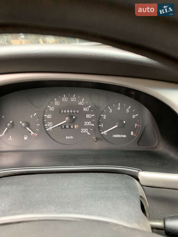 Седан Daewoo Lanos 2005 в Днепре