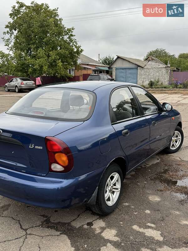 Седан Daewoo Lanos 2011 в Малой Виске